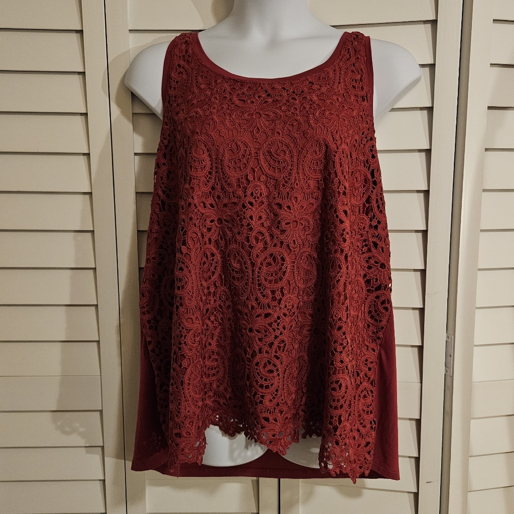 NWT Women's Plus 22/24 Magenta Lace Overlay Sleeveless Tunic by Lane Bryant